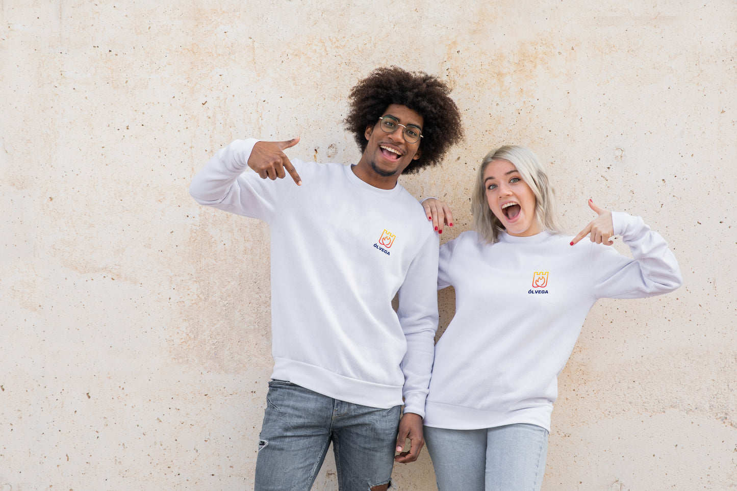 Sudadera Unisex Ólvega Gráfica Brocos